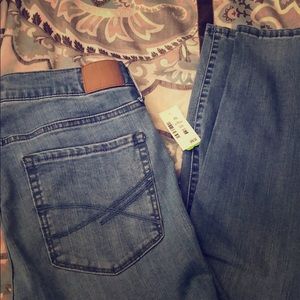 Aeropostale Light wash Skinnies